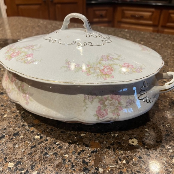 Vintage Antique Onondaga Pottery Company Syracuse China Tureen with Lid - Picture 2 of 6